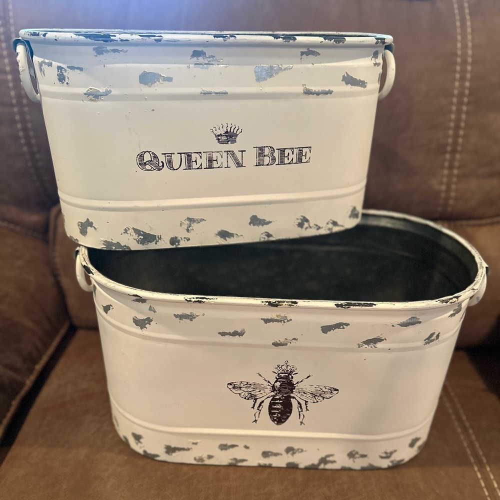 Queen Bee Metal Bin Set